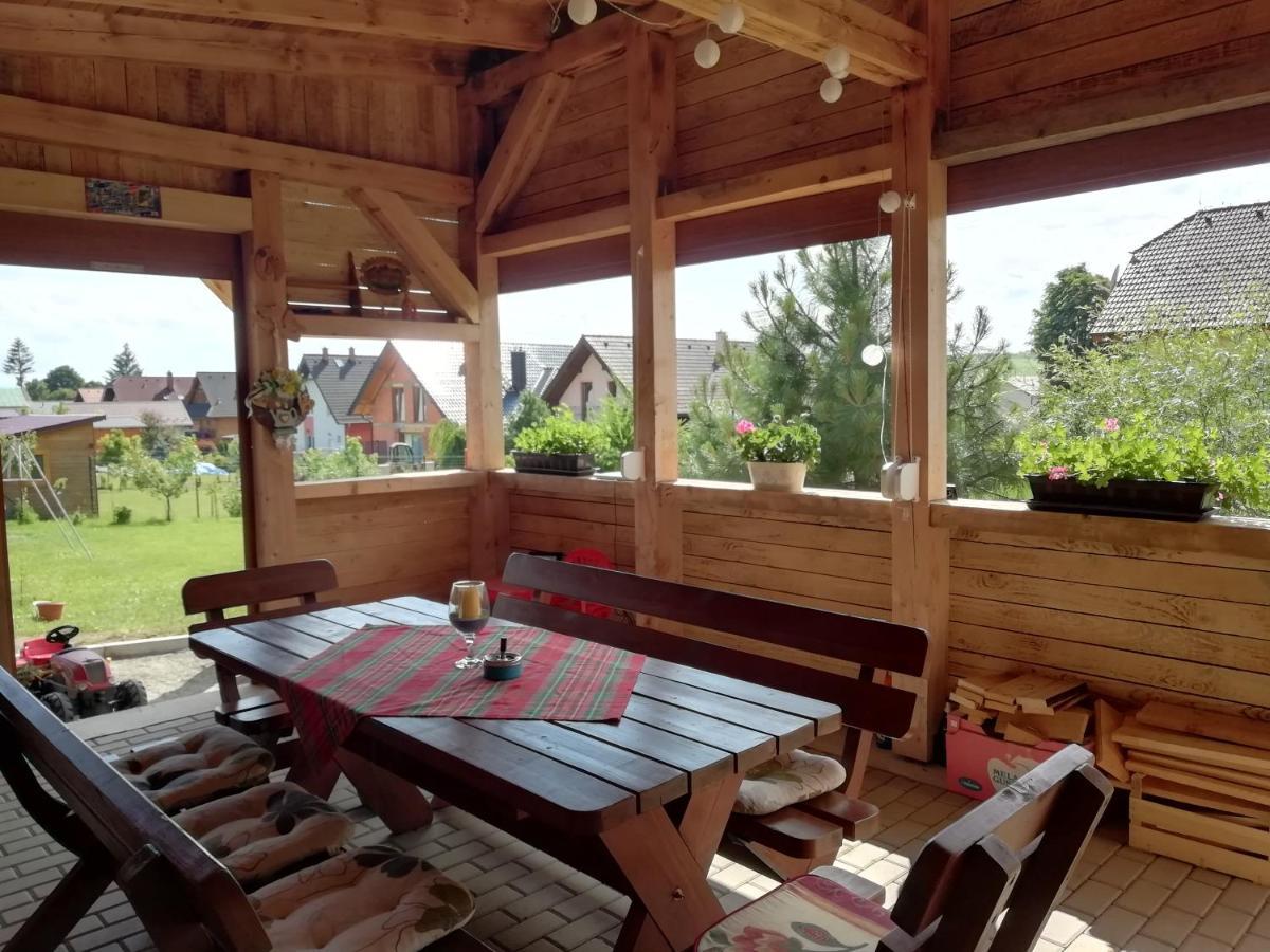 Privát Slavkov Hotel Kisszalók Kültér fotó
